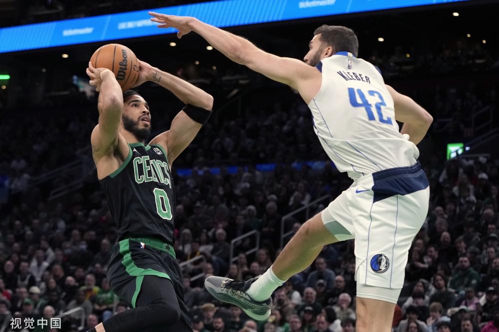 了他对球队 了他对球队